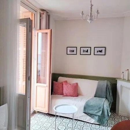 Avec Balcon / Jardin *